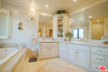 6438 Georgius Way